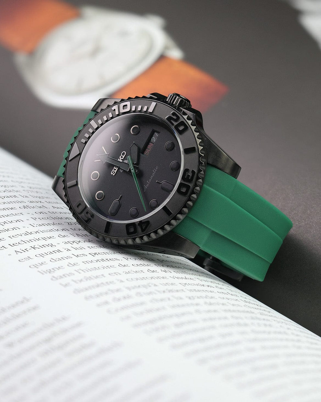 Nomods CLEARANCE: OEM Dial Seiko Mod Stealth Submariner